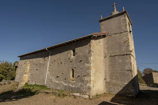 Chiesa di San Miguel a Rainedo de Bricia — Foto Stock