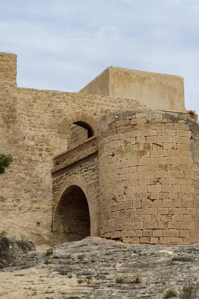 Alicante é um município da Espanha, capital da província, na Comunidade Valenciana. — Fotografia de Stock