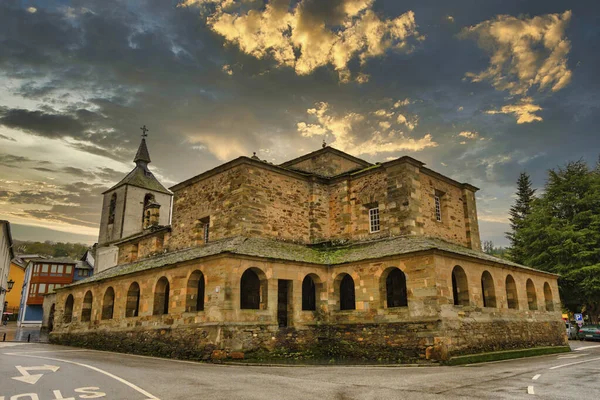 Romanesque church of San Salvador gradas de Salime — Stockfoto