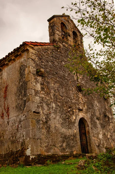 Romanesque church of San Pedro de Con — стоковое фото