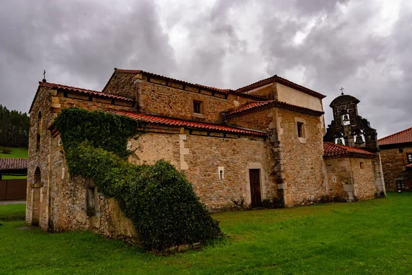 Pre-Roman Church of San Juan Apostol y Evangelista de Santianes de Pravia. — стоковое фото