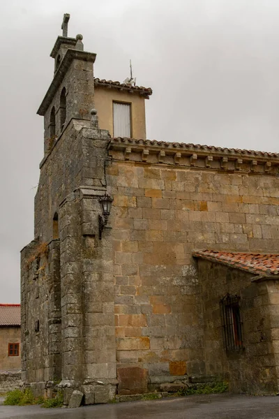 Romanic Church of Santa Juliana in Hormiguera — 图库照片