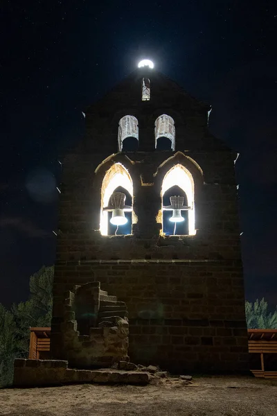 Bell tower of the Rupestrian Romanic Church of Santa Maria de Valverde. — 图库照片