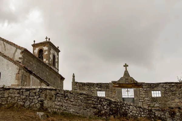 Igreja românica de San Vicente em Loma Somera. — Fotografia de Stock