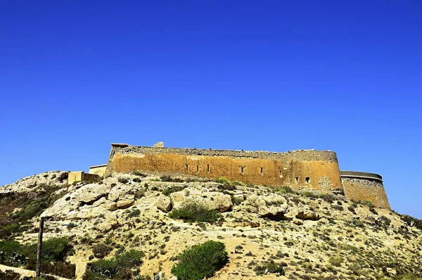 Pobřežní hrad nebo Bateria de San Felipe v Los Escullos de Nijar - Almeria. — Stock fotografie
