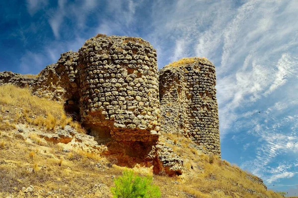 Castle of Fuentes in the Sierra de Almenara, Cuenca. — ストック写真