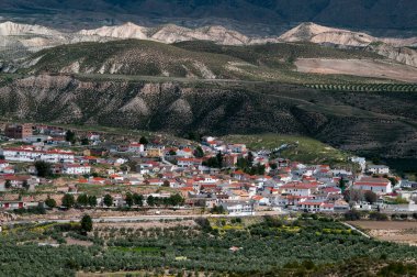 Villanueva de las Torres, Granada 'nın kırsal ve romantik köşkünün panoramisi