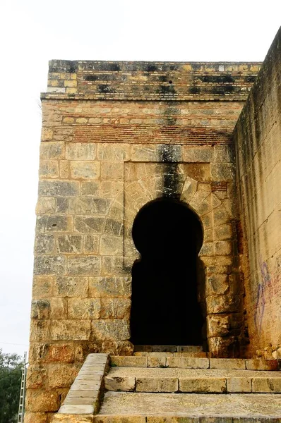 Poorten van de Arabische muur van Niebla, Huelva. — Stockfoto
