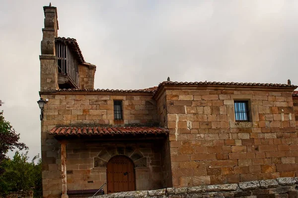 Romanesque church of Santa Maria Boscones del Ebro in Palencia — стоковое фото