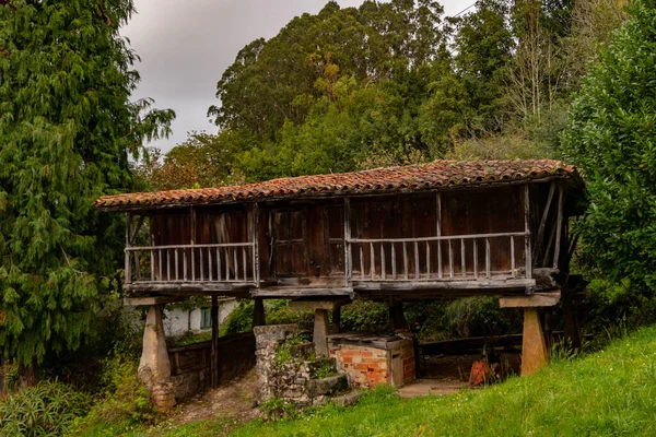 Paisajes rurales del interior desde Asturias — Foto de Stock