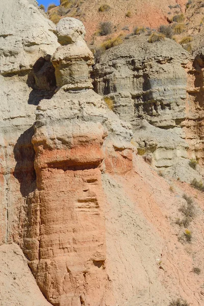 Ridges és sziklák a Badland de los Coloraos a Geopark Granada — Stock Fotó