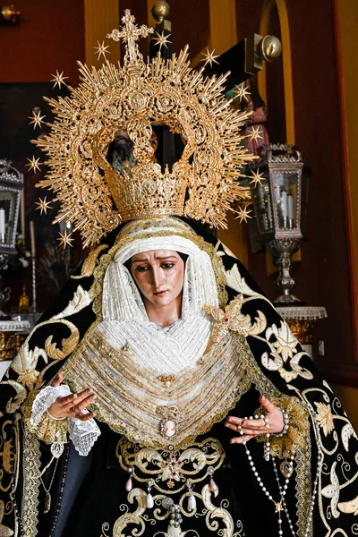 Our Lady the Virgin of Solitude, on the throne for the procession — Foto de Stock