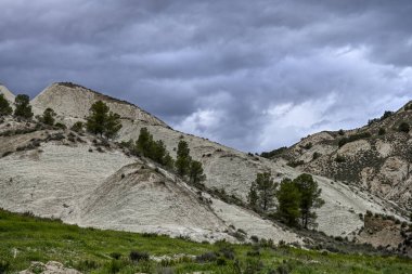 Uluslararası Çevre Günü. Yüksek dağ gölleri.