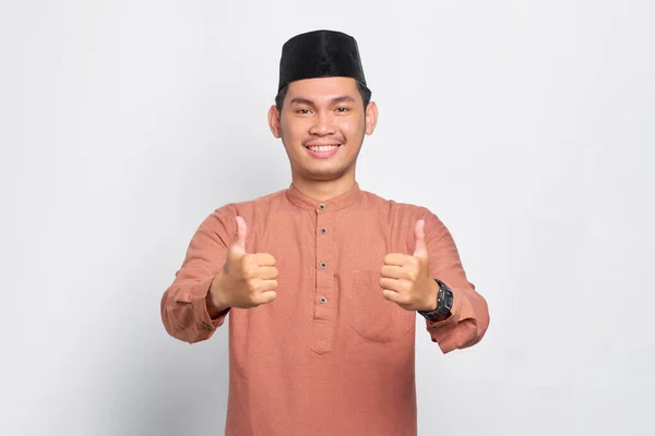 Smiling Young Asian Muslim Man Showing Thumbs Gesture Isolated White — Stock Photo, Image