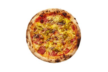 Soya sosisli vejetaryen pizzası, jalapeno turşusu ve beyaz mozzarella.