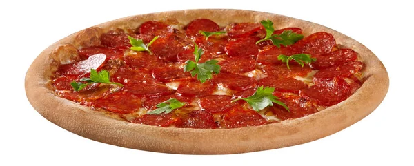 Піца з гострим пепероні, моцарелою і соусом пелаті зі свіжою петрушкою ізольовані на білому — стокове фото