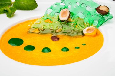 Kabak çorbalı bir kase. Şeften sağlam bir yem.