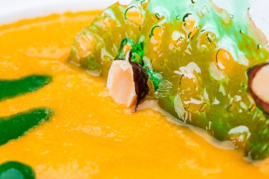 Kabak çorbalı bir kase. Şeften sağlam bir yem.