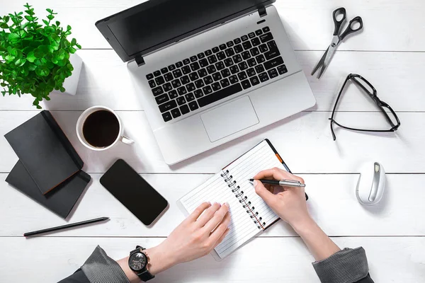 Overhead View Businesswoman Working Computer Office Place Your Text Ideal — Foto Stock