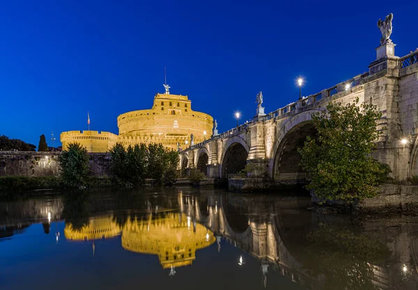 Castel Saint Angel Roma Noite — Fotografia de Stock