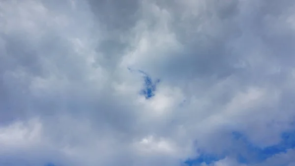 Der Abendhimmel Wurde Von Sonnenlicht Und Weißen Wolken Natürlich Schön — Stockfoto