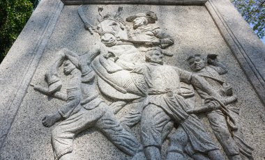 Tak Tayland 20 Ocak 2022 Antik Tayland savaşçı heykelleri taş duvarda Tayland asker heykelleri antik çağlarda Tayland askerlerinin cesaretini onurlandırmak için yapılmış sanat eserleridir..