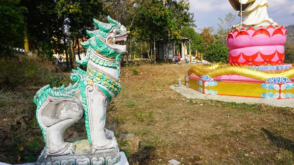 Таиланд Января 2022 Года Статуя Льва Парке Скульптура Льва Является — стоковое фото