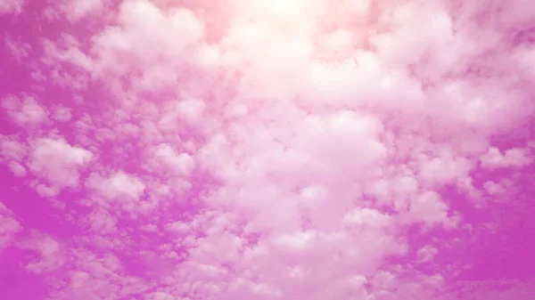 Roze Hemel Natuurlijke Witte Wolken Met Zonlicht Schijnen Een Heldere — Stockfoto
