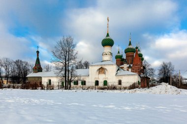 Yaroslavl, Rusya 'nın tarihi şehirlerinden biri olan Altın Halka' nın bir parçasıdır..