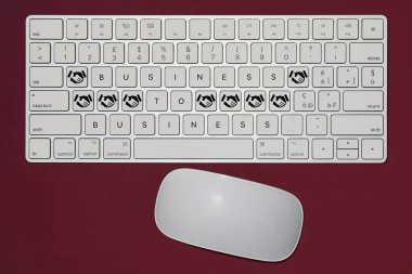 İnternet İş Dünyası kavramını ifade eden hayali klavye 