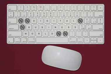 Dijital İş Dünyası kavramını ifade eden hayali klavye