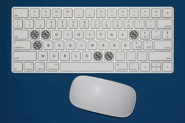 Dijital İş Dünyası kavramını ifade eden hayali klavye