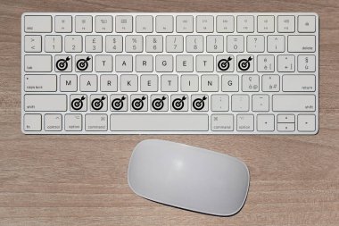 Hedef Pazarlama kavramını ifade eden hayali klavye