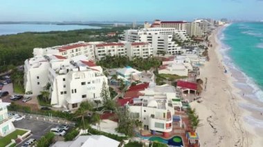 Cancun Havalimanı, Meksika