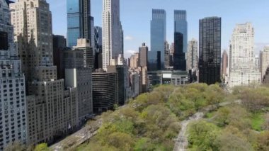 Coronavirus sırasında New York Havacılık Kolomb Çemberi