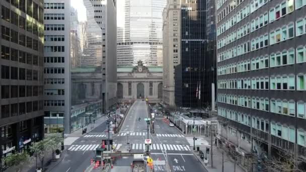 Park Avenue Midtown Aerial Pandemic Lockdown — Stock Video