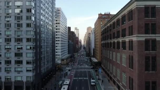 Park Avenue Midtown Luftburen Pandemi Nedstängning — Stockvideo