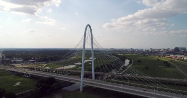 Luchtfoto Van Margaret Hunt Hill Bridge Dallas Texas — Stockvideo