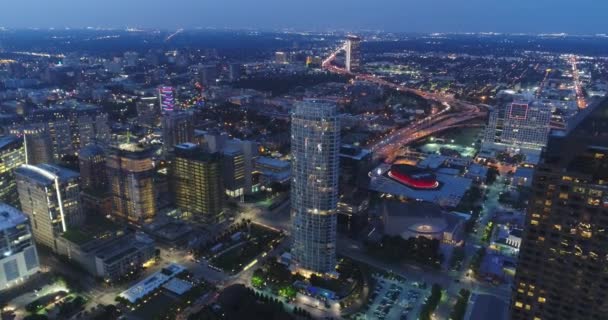 Antenne Von Downtown Dallas Texas Bei Nacht — Stockvideo