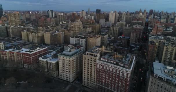纽约市上西区第79街附近的空中 — 图库视频影像
