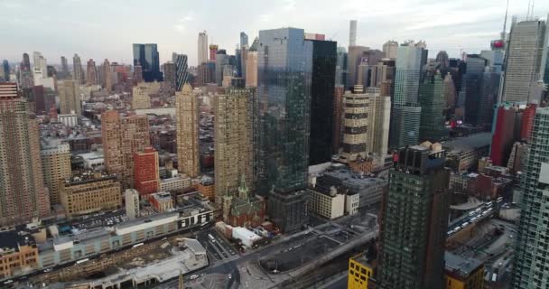 ニューヨーク市ミッドタウン ウェストの42丁目の空中 — ストック動画