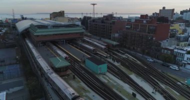 Coney Adası Tersanesi, 2017 nolu demiryolu istasyonu.