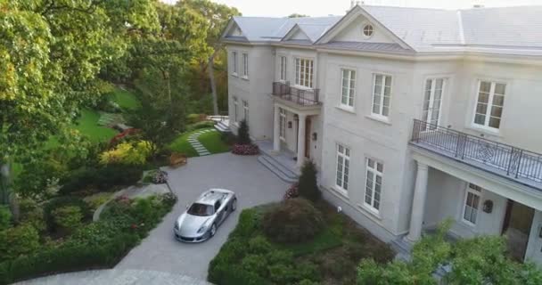 Aerial Porsche Entrance Mansion Estate — Wideo stockowe