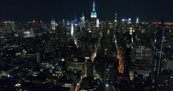 Filmación Aérea Del Empire State Building Por Noche Nueva York — Vídeo de stock