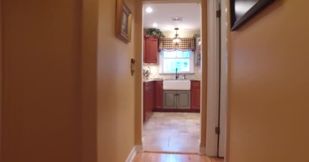 Footage Kitchen Middle Class Home New Jersey — Stok Video