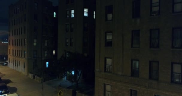 Аэросъемка Улиц Бронкса Нью Йорк Ночью — стоковое видео