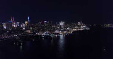 New York Şehri 'nin Gece Skyline' ının Hava Çekimi