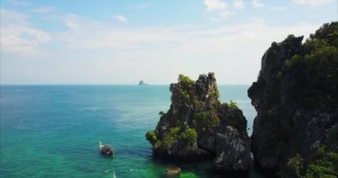 Tayland Tropikal Adası