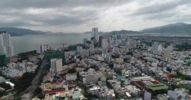 Hong Kong - Temmuz 2012: Hong Kong şehrinin yukarıdan havadan görüntüsü.