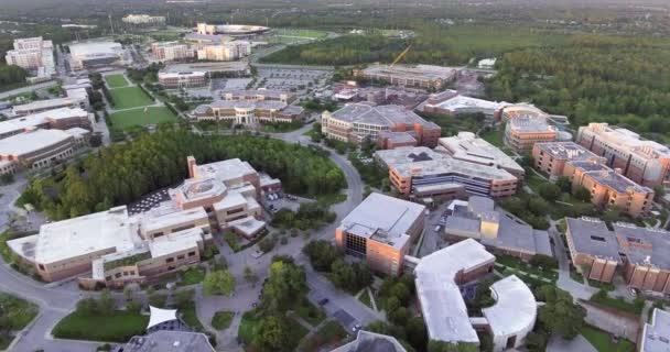 Luchtfoto Van Campus Aan Universiteit Van Centraal Florida — Stockvideo